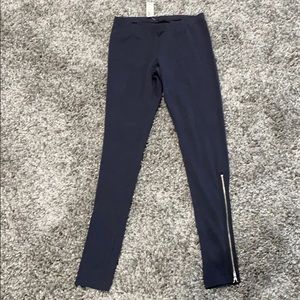 Old Navy medium leggings zippers charcoal gray NWT
